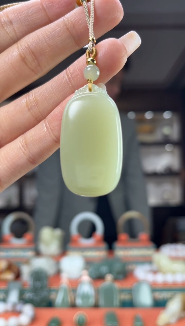 【闪购商品】和田玉颈饰未镶嵌佩佩