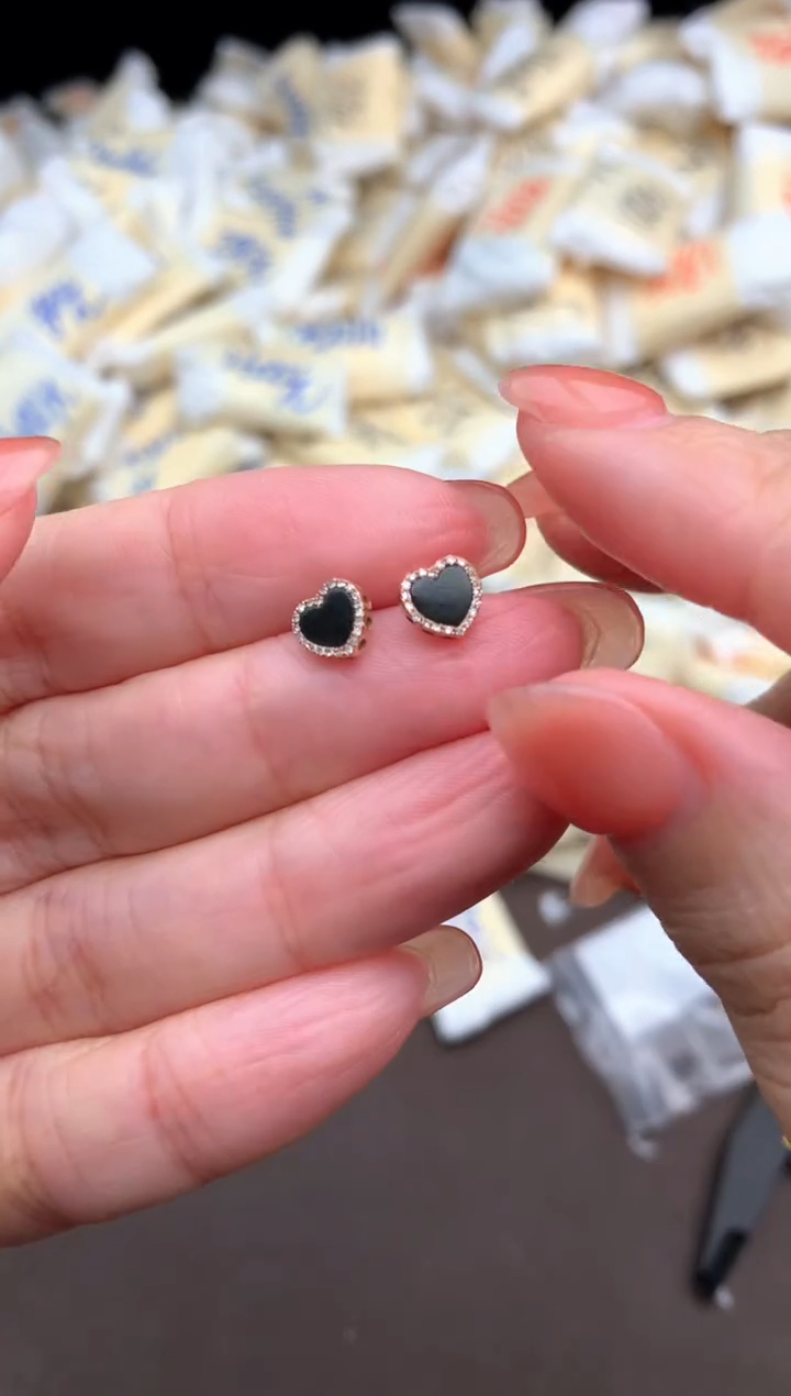 【闪购商品】翡翠挂件18K金镶嵌一