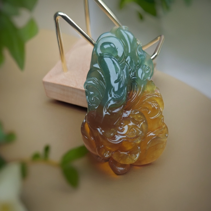 玉石王花玉双色无相佛
