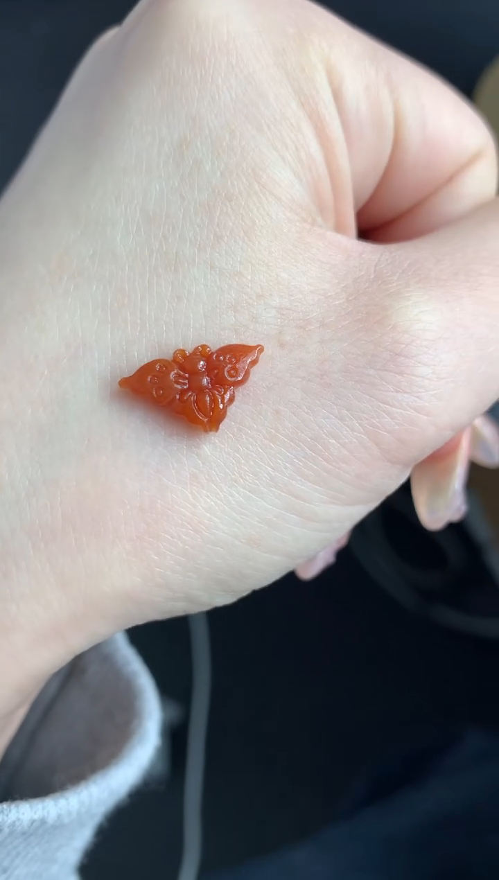 【闪购商品】定制翡翠未镶嵌蝴蝶