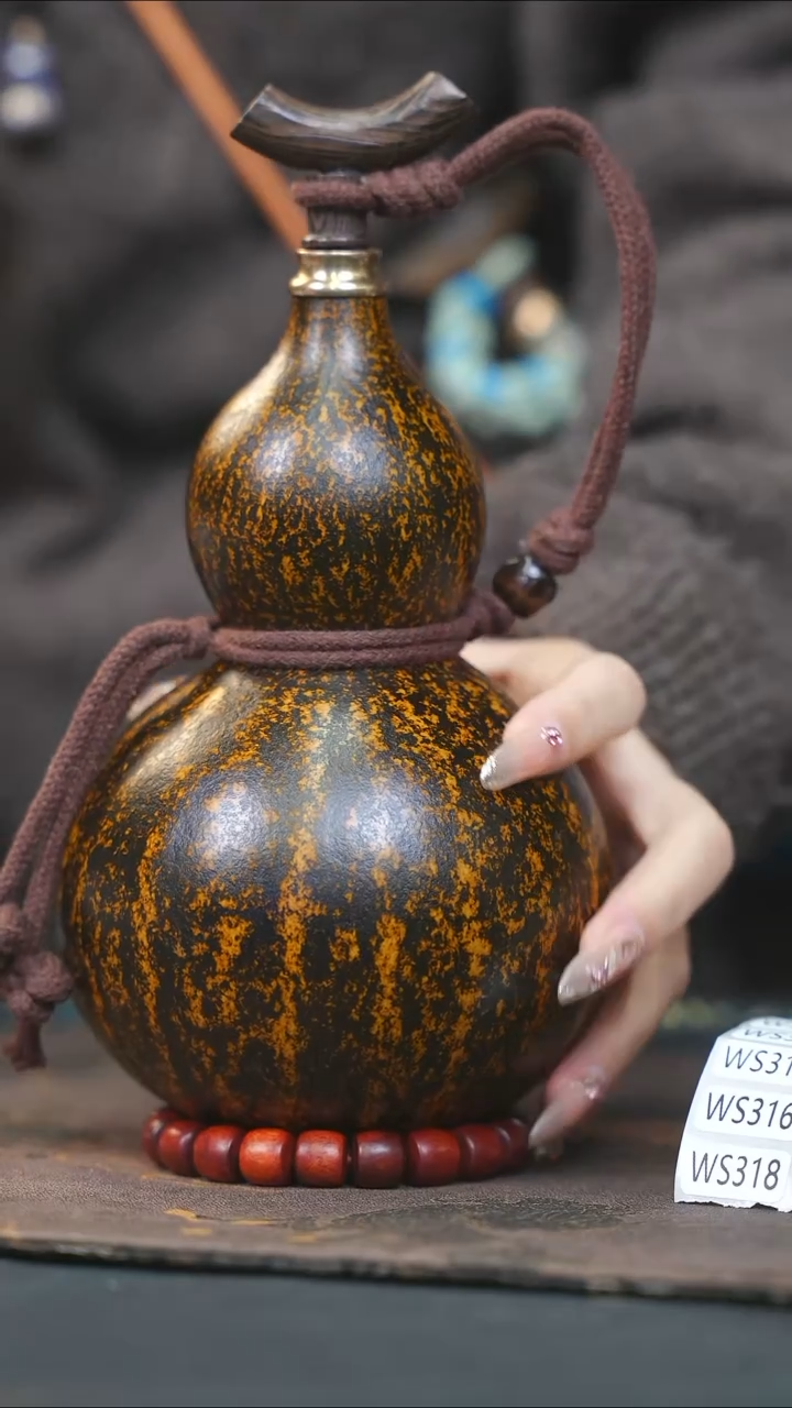 【闪购商品】WS305大漆酒葫芦不包手串及旋转底座