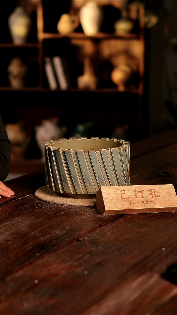 摆件19-435高度12口径17已打孔误差2