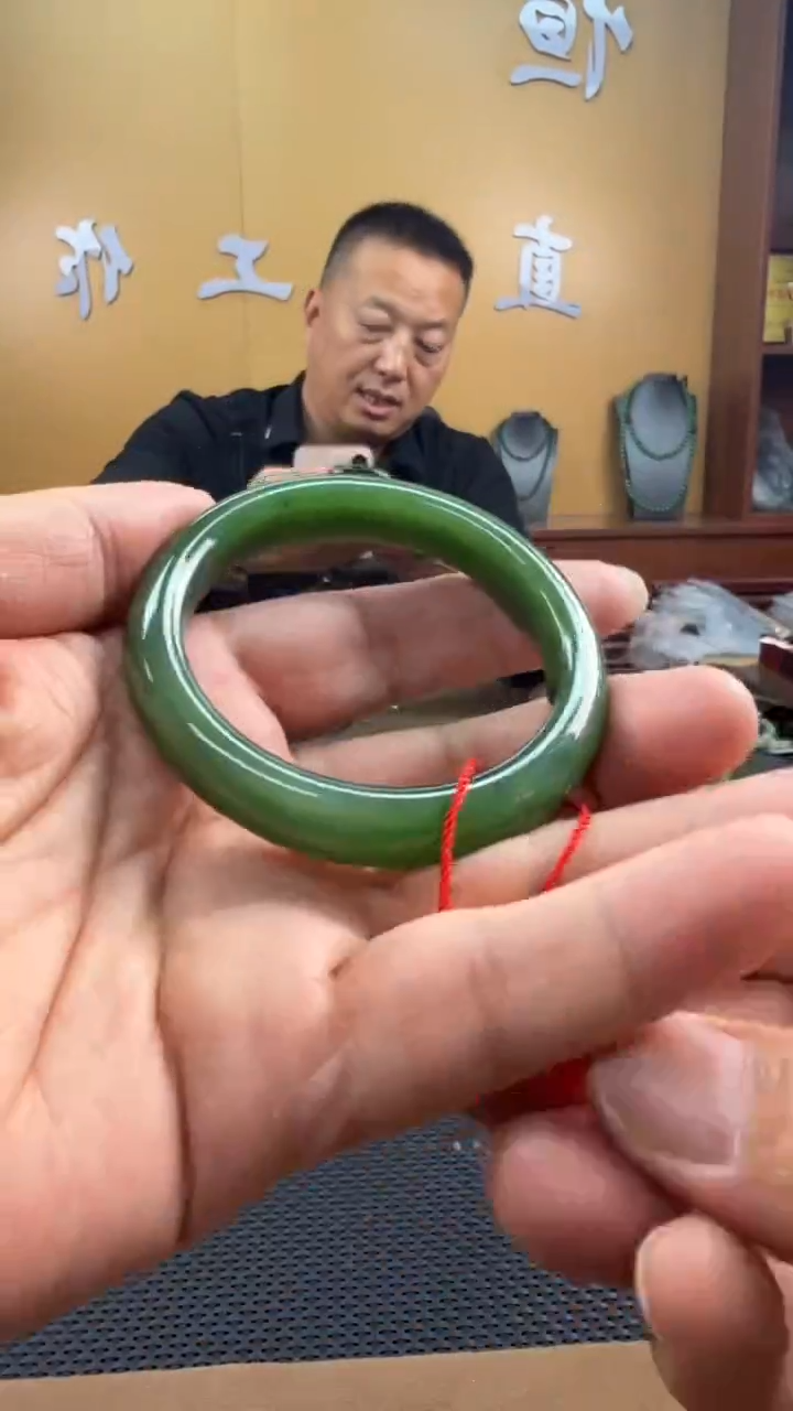 颈饰未镶嵌和田玉手镯57