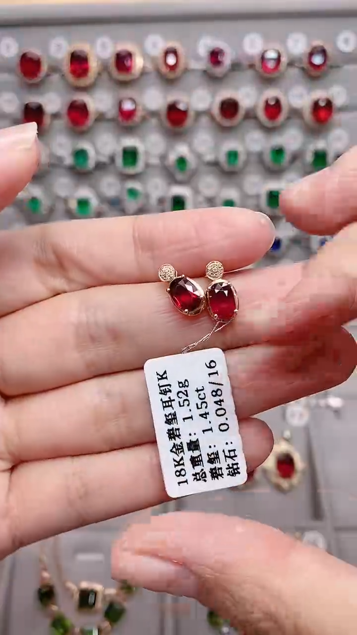 【闪购商品】红色碧玺18K金耳饰18K金镶嵌.