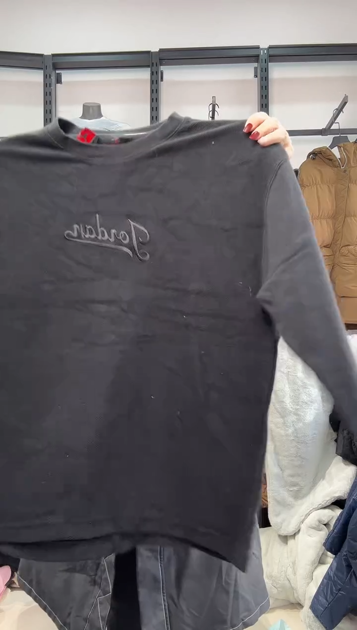 2461 闪购编码  运动卫衣裤以直播间过款为准 尺码  ·  175