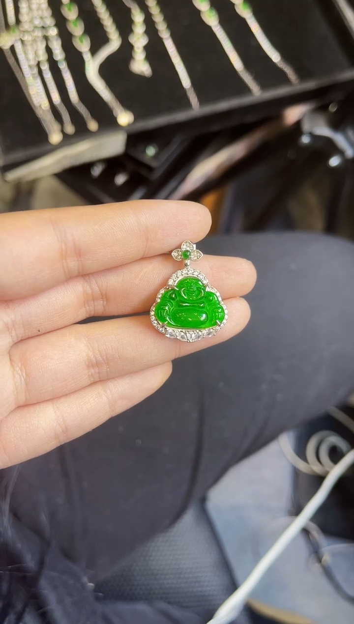 【闪购商品】翡翠颈饰银S925镶嵌佛公吊坠