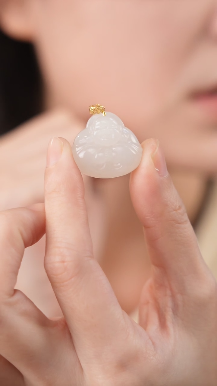 【闪购商品】和田玉（糖玉）吊坠(不含链)18K金镶嵌抱抱佛