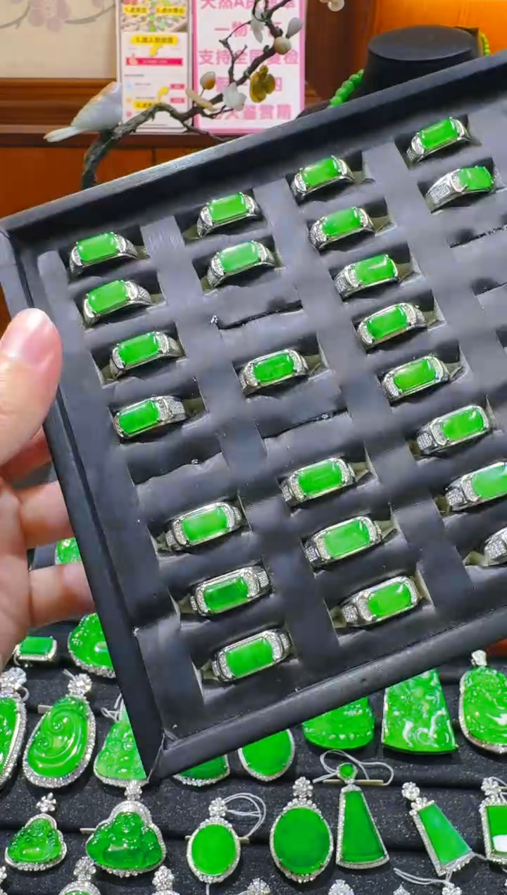 【闪购商品】翡翠戒指未镶嵌天然a货翡翠