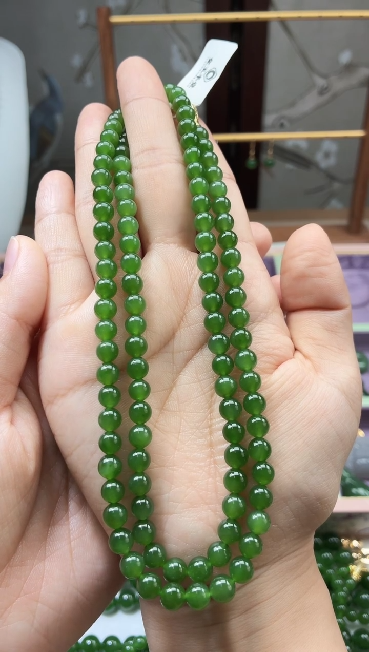 项链未镶嵌和田玉（碧玉）6mm108长链