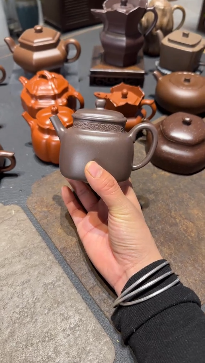 【闪购商品】紫砂茶壶四方言心