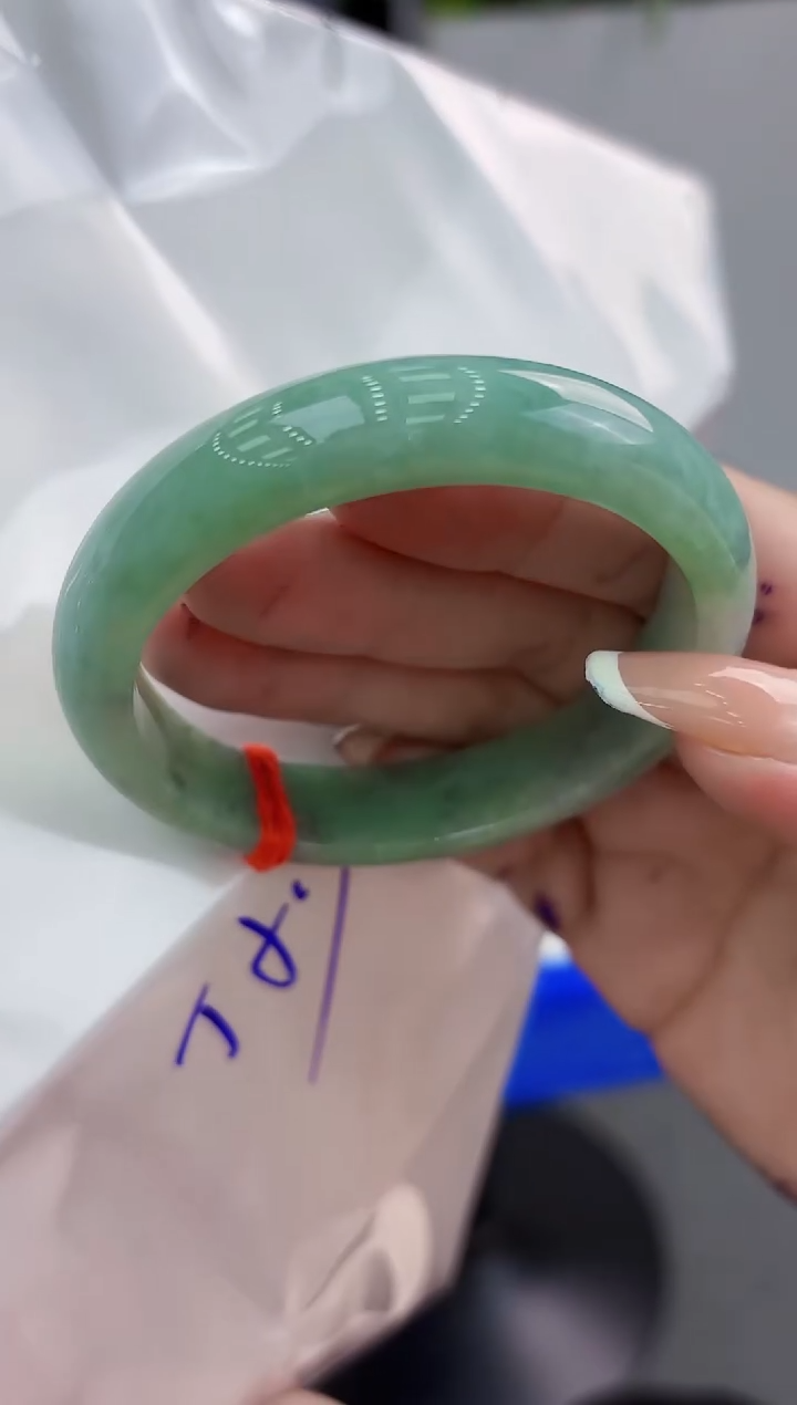 【闪购商品】翡翠手镯未镶嵌翡翠手镯