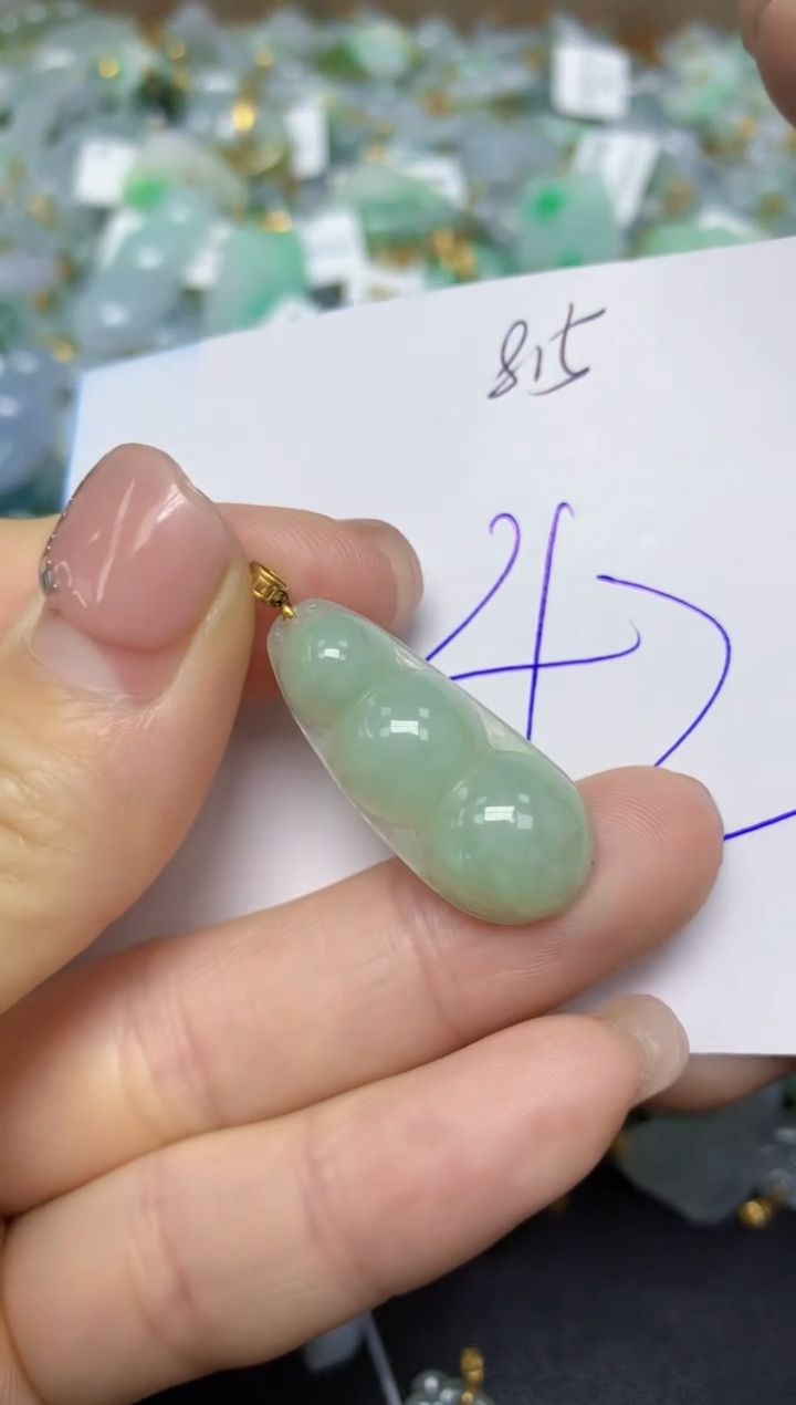 【闪购商品】翡翠挂件18K金镶嵌 天然翡翠A货