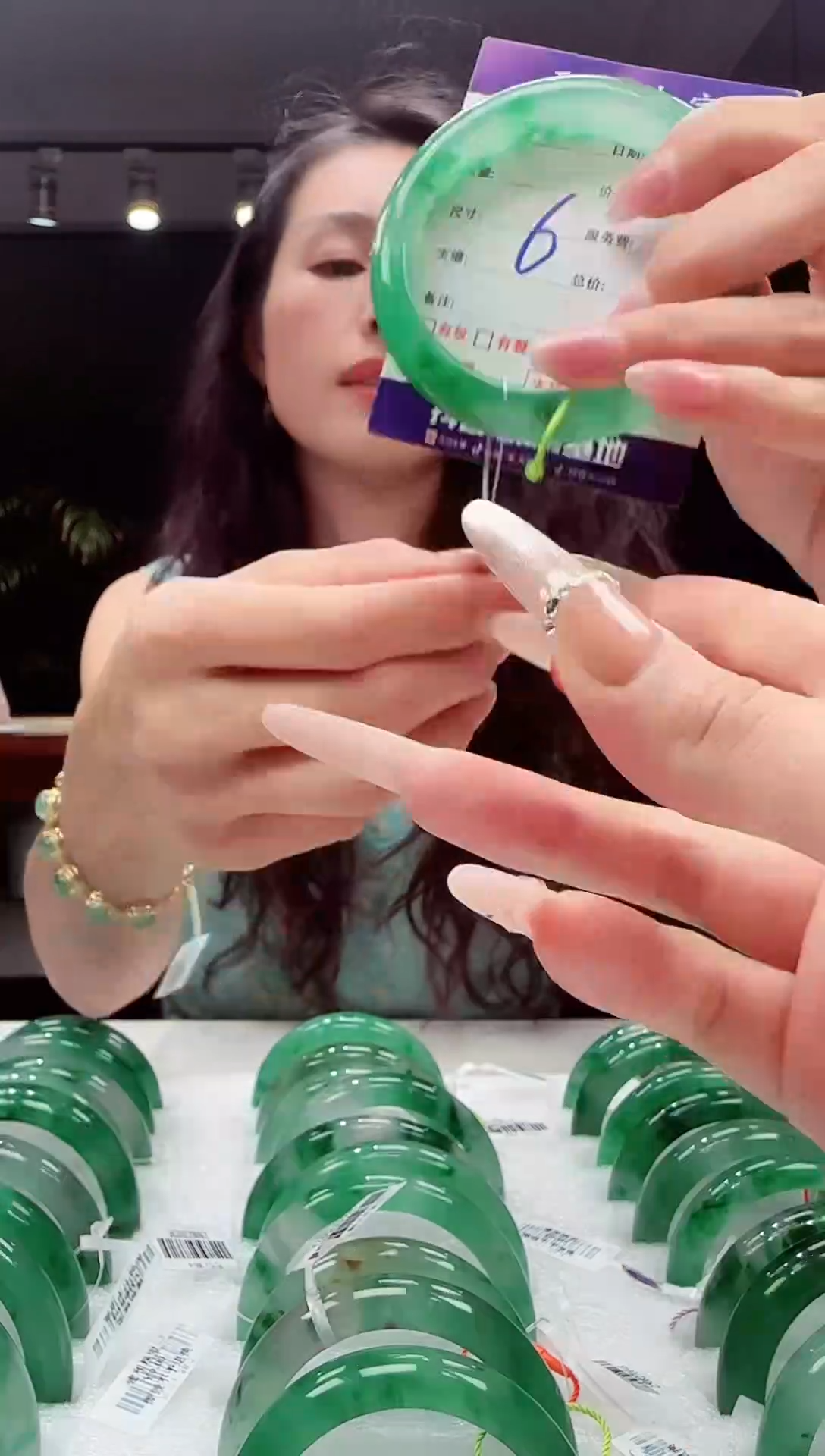 未镶嵌配饰石英质玉62.5