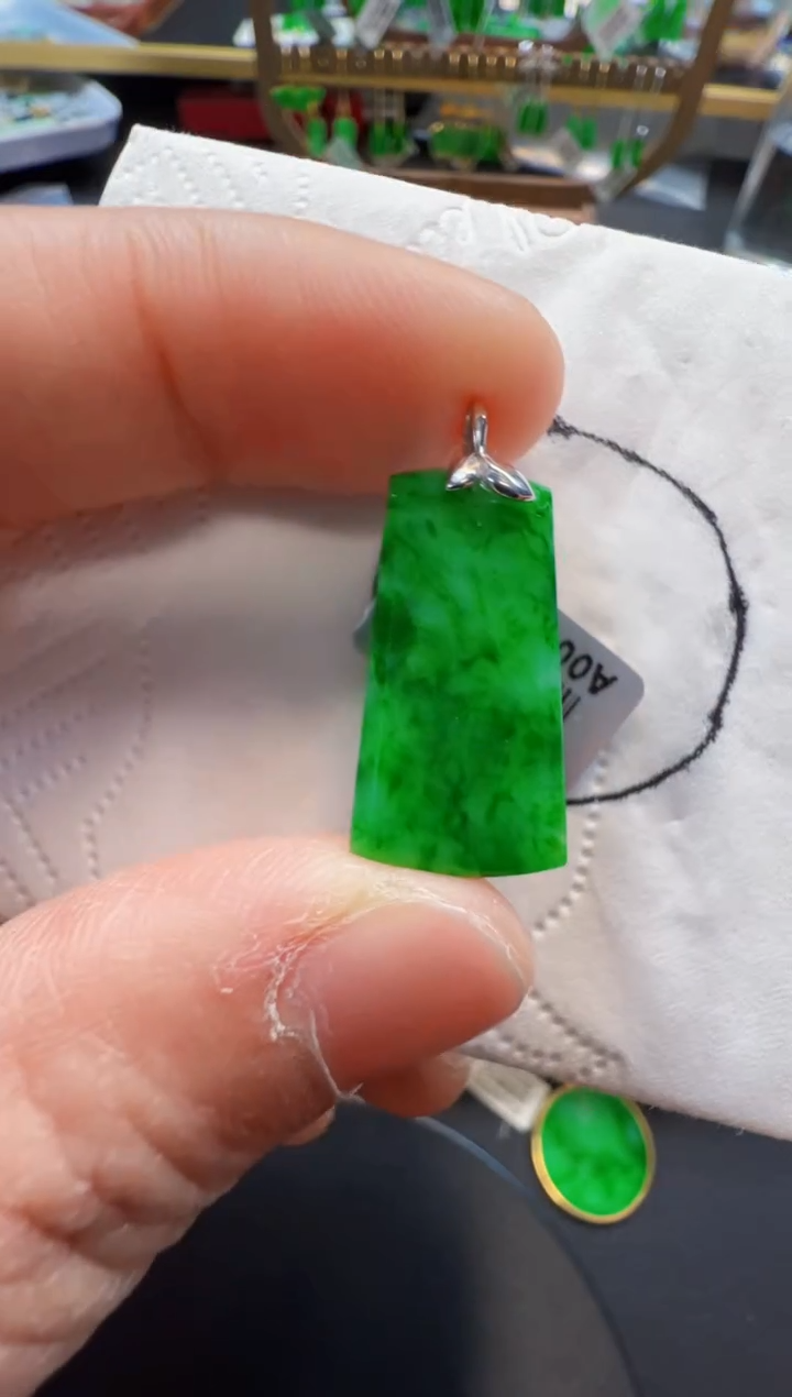 【闪购商品】定制翡翠18K金镶嵌980元