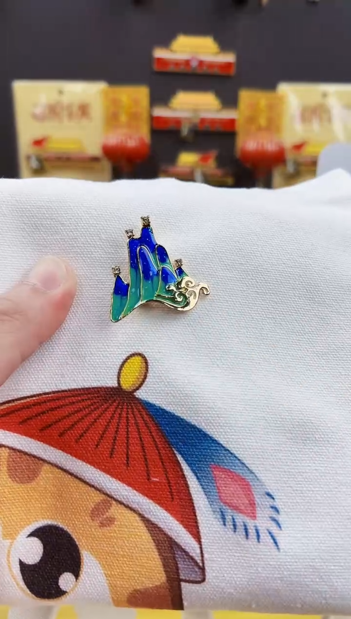 千里江山胸针哈哈哈哈