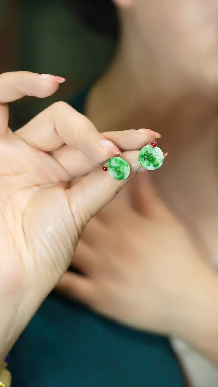 【闪购商品】翡翠耳饰18K金镶嵌支持48小时鉴赏