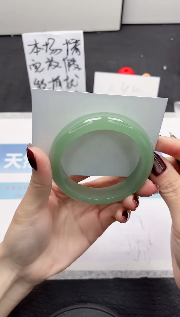 【闪购商品】石英质玉手镯未镶嵌L249-58.2