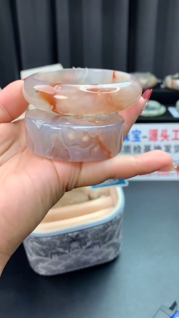 未镶嵌手镯石英质玉（61圈口）赠送镯心 