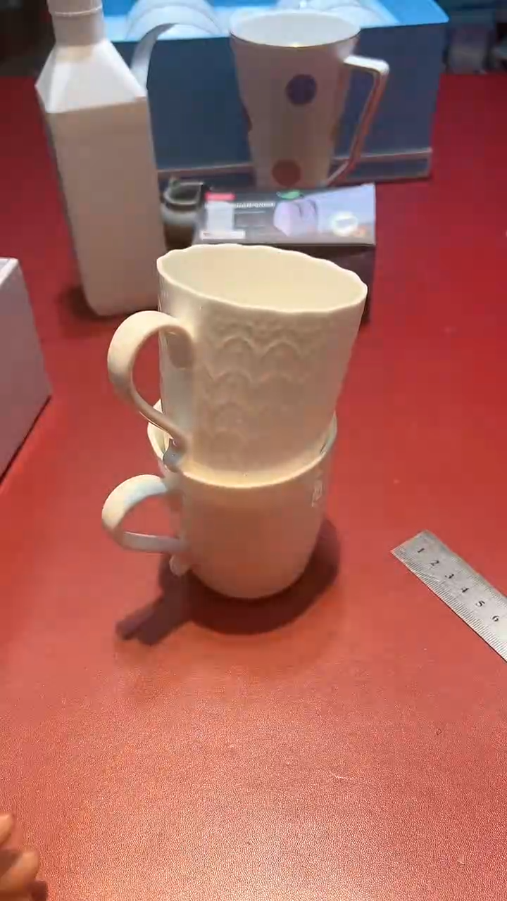 【闪购商品】瓷片锅碗瓢盆一件不剩