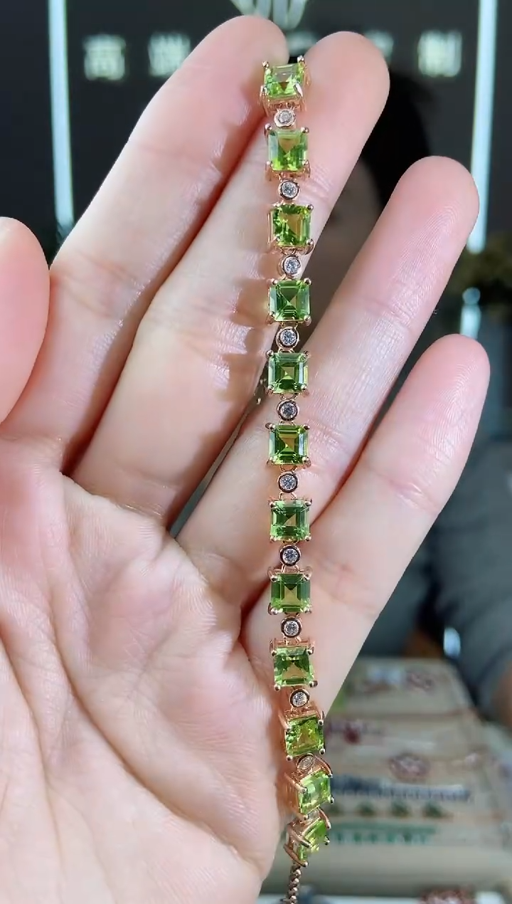 【闪购商品】橄榄石手链银S925镶嵌手链