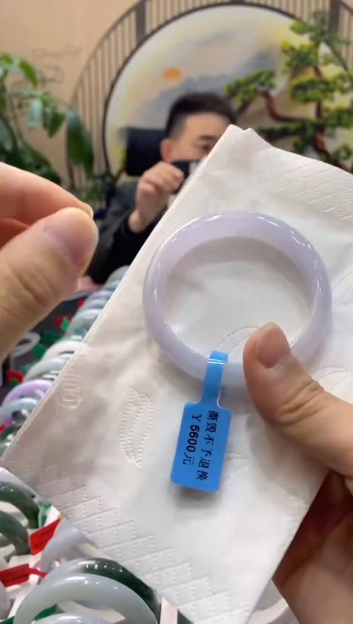 【闪购商品】翡翠手镯未镶嵌00009383