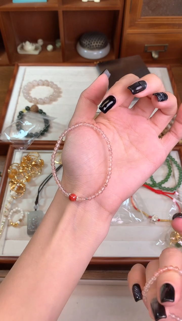 【闪购商品】南红玛瑙手链未镶嵌冰底冰飘南红单圈