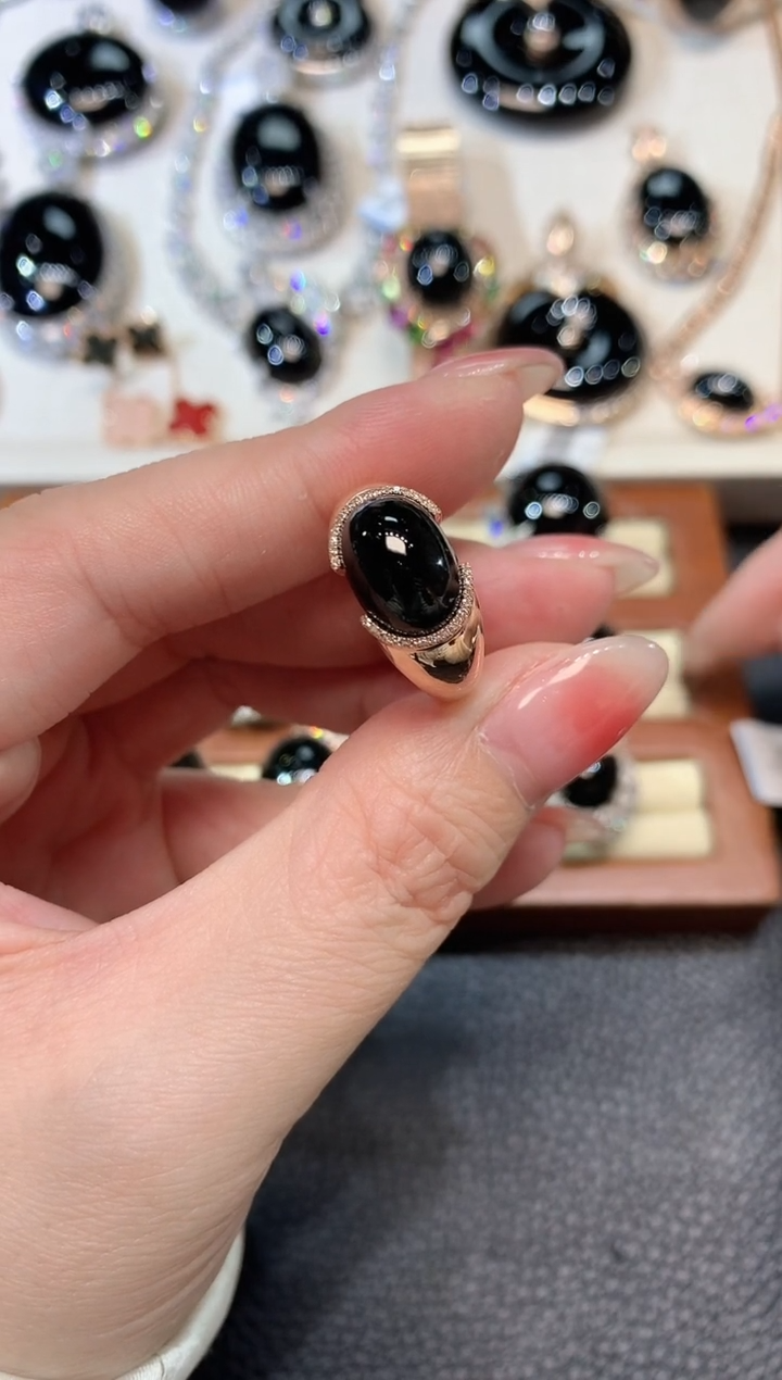 【闪购商品】翡翠戒指18K金镶嵌F45 翡翠