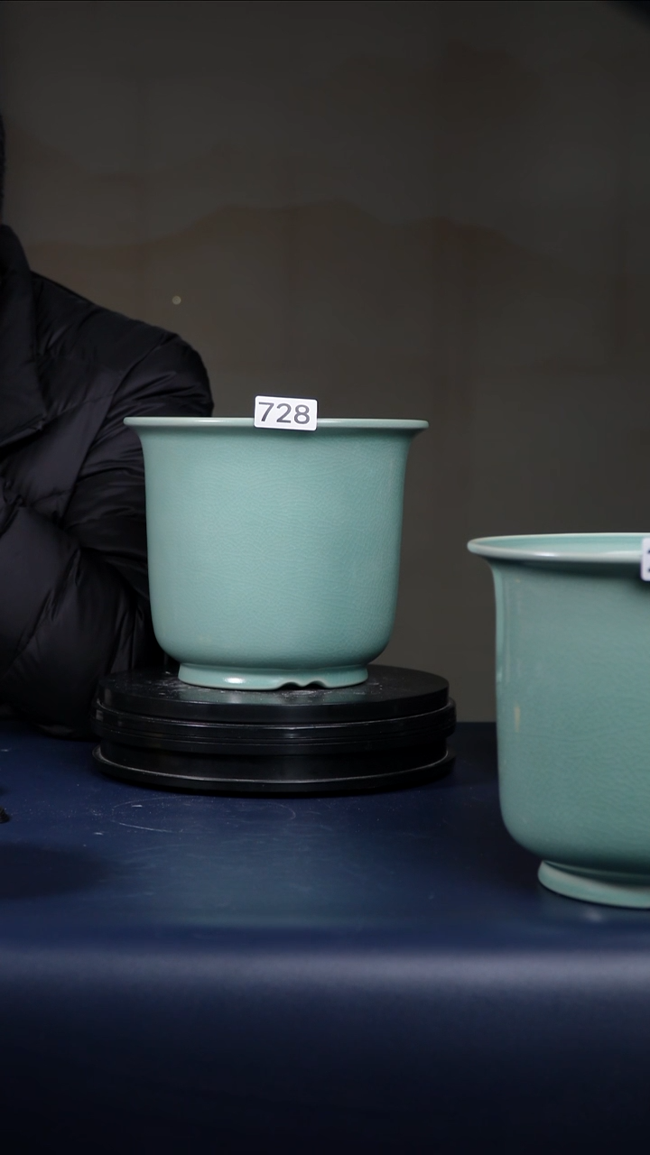 其他瓷凉****道728号汝釉折沿金钟盆