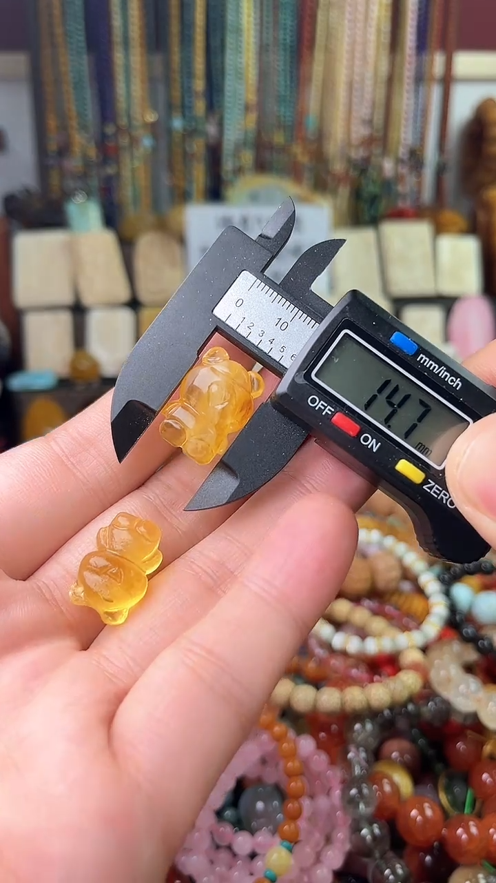 【闪购商品】琥珀裸石未镶嵌（多样性发货 一物一件）5686