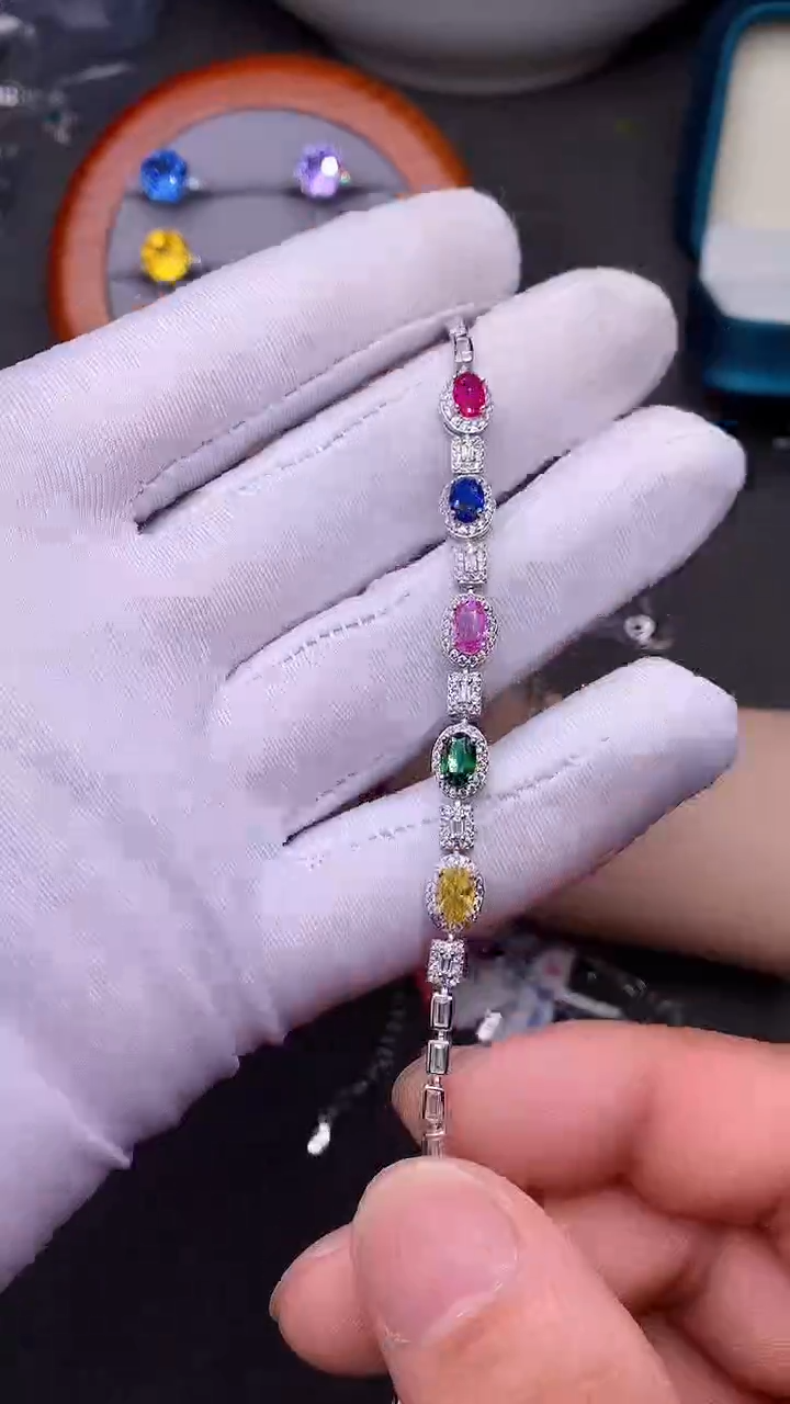 【闪购商品】彩色蓝宝石手链银S925镶嵌·······