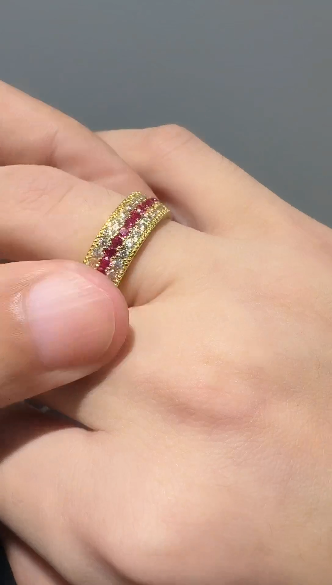 18K金镶嵌戒指红宝石110