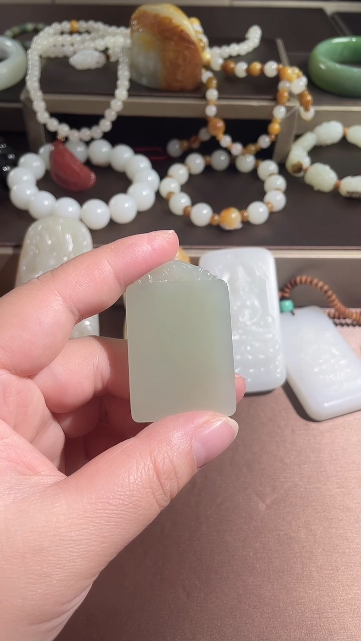 【闪购商品】和田玉吊坠(不含链)未镶嵌和田玉   无事牌