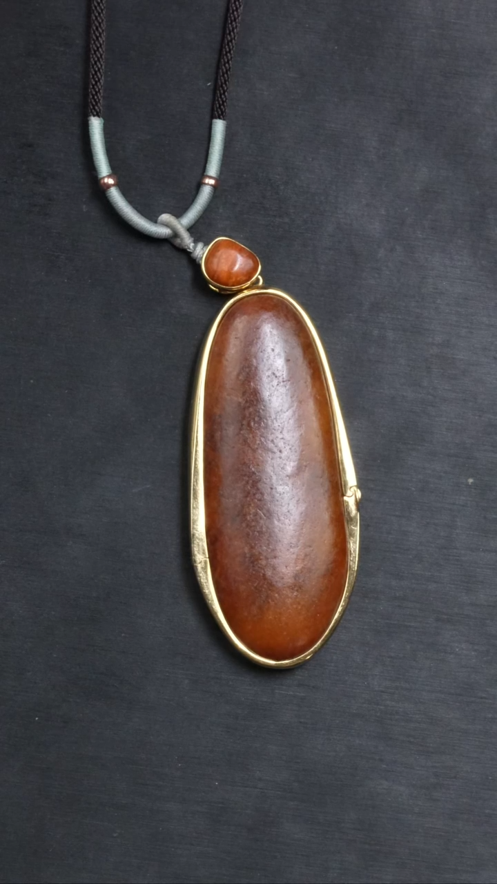 【闪购商品】和田玉吊坠(不含链)18K金镶嵌和田玉原石