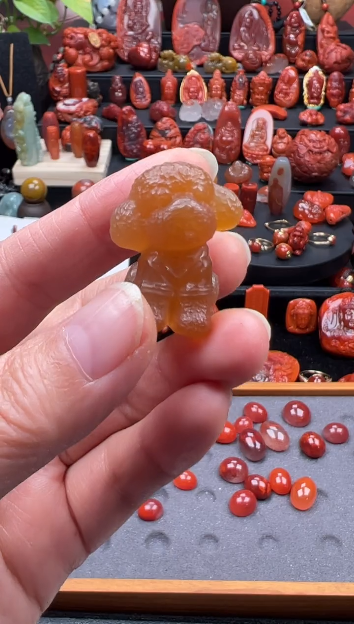 未镶嵌狗玛瑙/玉髓狗