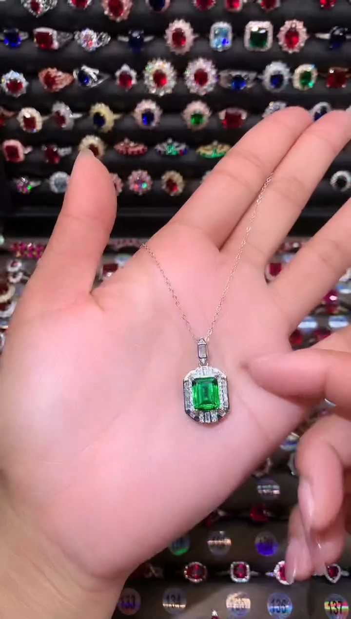 【闪购商品】透辉石吊坠银S925镶嵌1