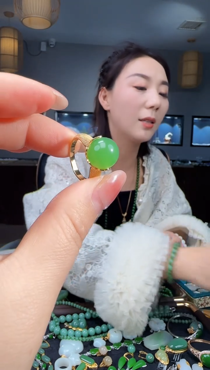 银S925镶嵌戒指和田玉1