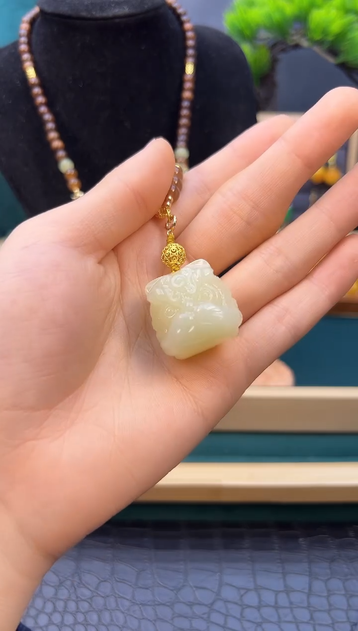 【闪购商品】和田玉耳饰14K金镶嵌X818         