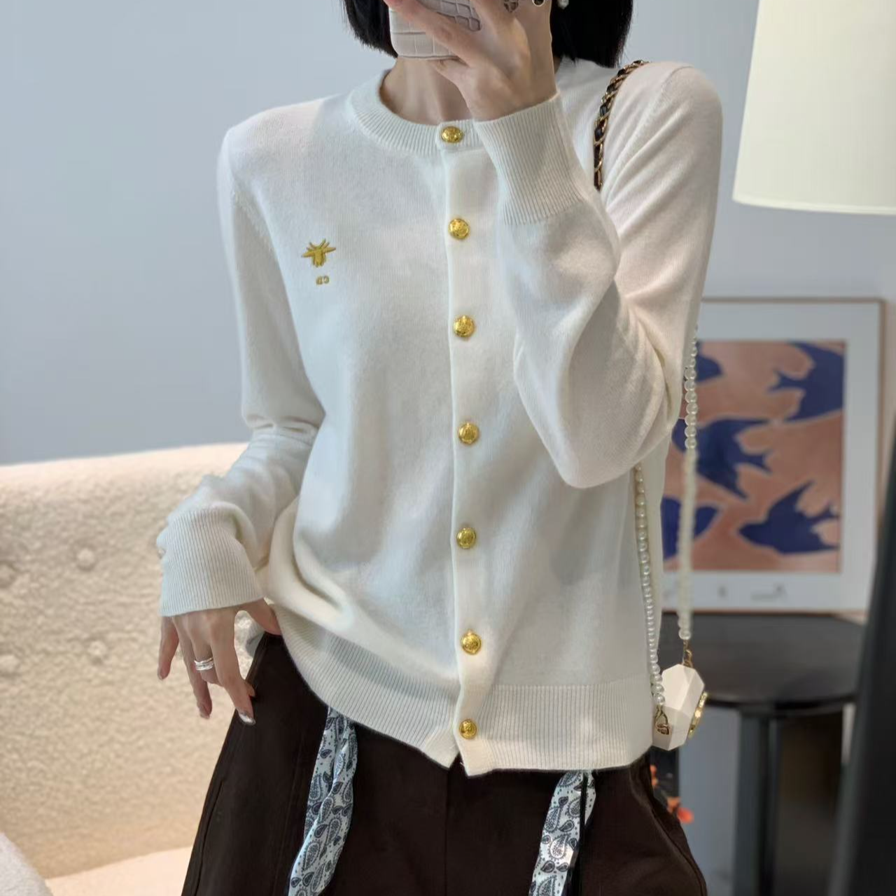 香煜  深圳南油小蜜蜂小金扣厚款羊毛开衫    1628