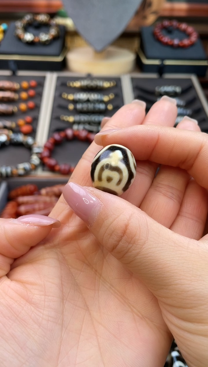 未镶嵌单珠玛瑙/玉髓柚*精品上肯老牙黄莲心大宝瓶单珠