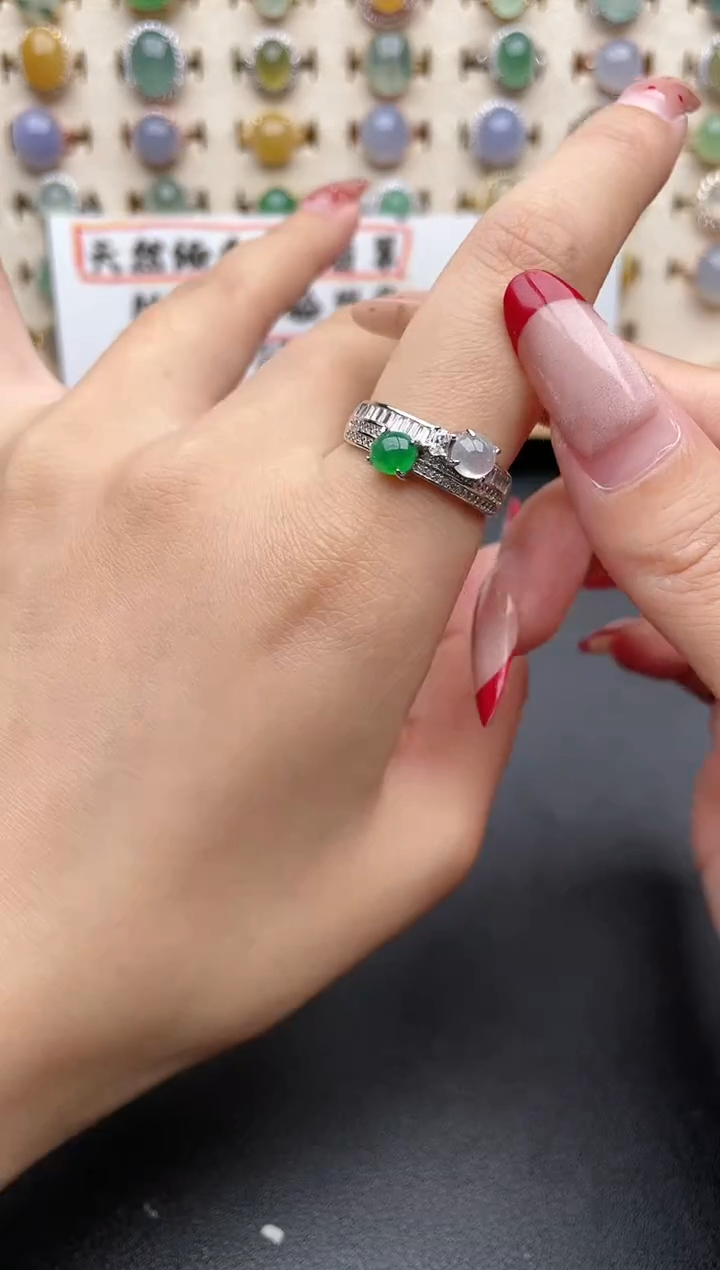 【闪购商品】翡翠戒指银S925镶嵌一物一证一礼盒