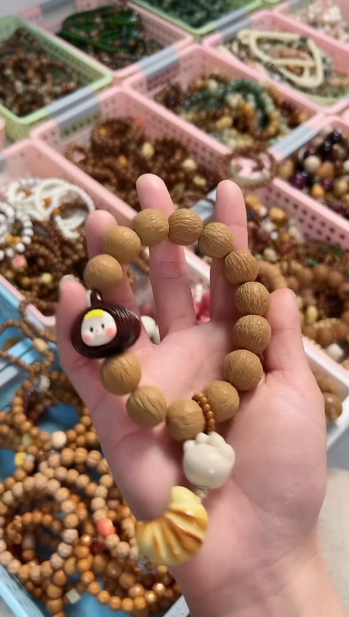 【闪购商品】菩提根/象牙果手串小尺寸 猴头凤羽 多妹