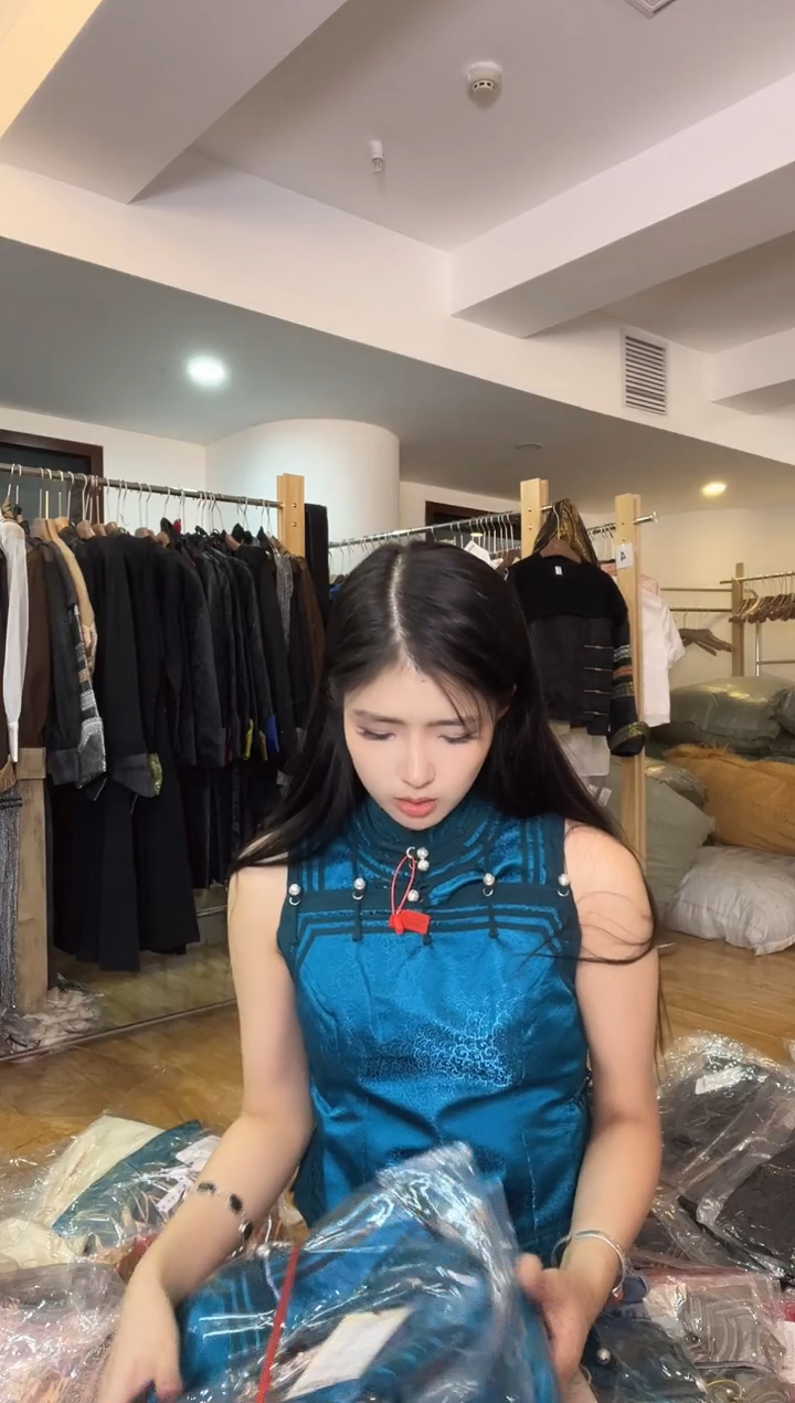 马甲       2XL码    125-135斤