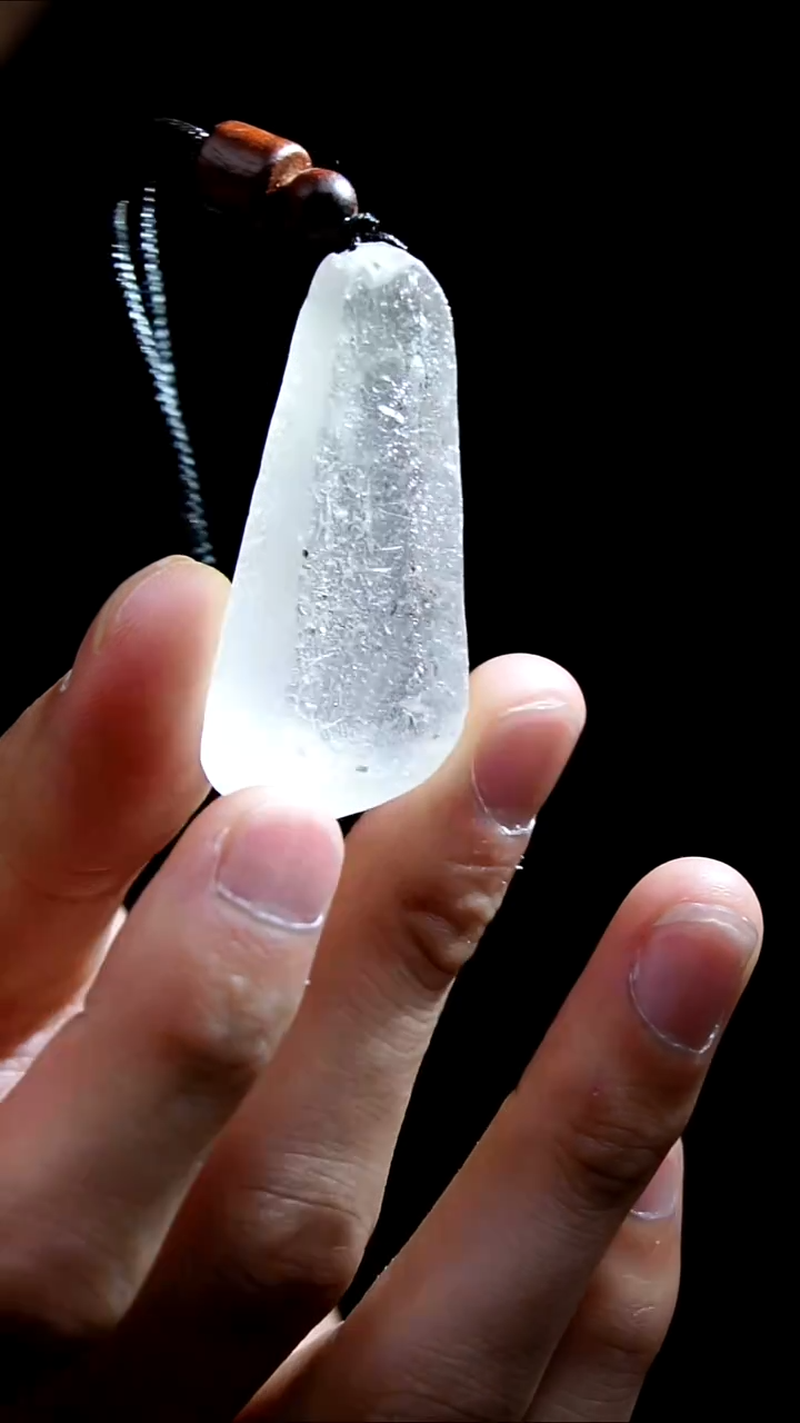 吊坠(赠链)未镶嵌水晶水晶