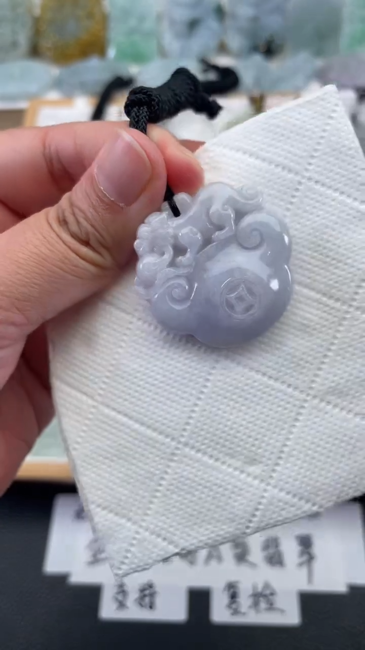 颈饰未镶嵌翡翠天然缅甸翡翠A货6