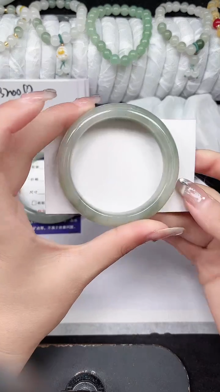 未镶嵌手镯石英质玉100-52/53