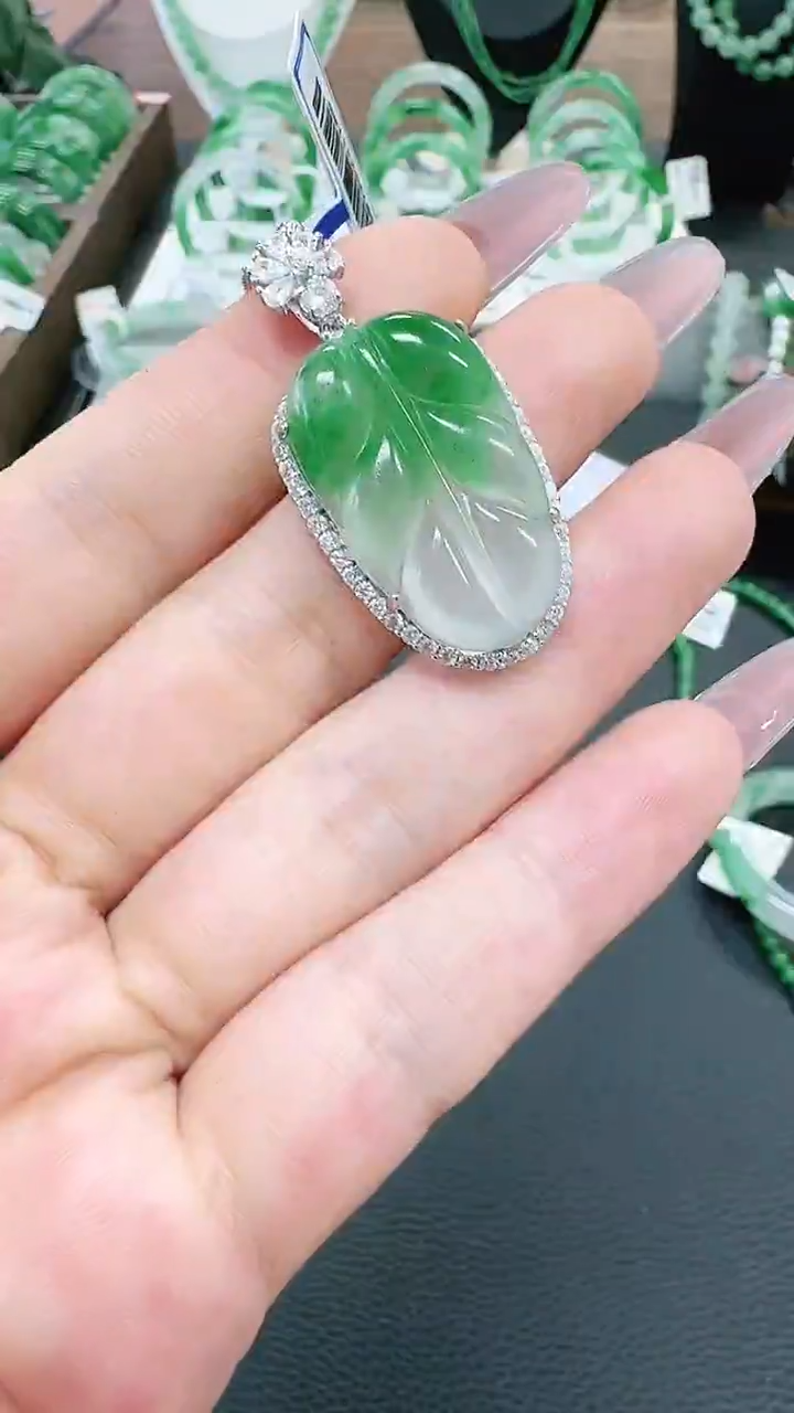 未镶嵌1石英质玉（非洲翠）/1059