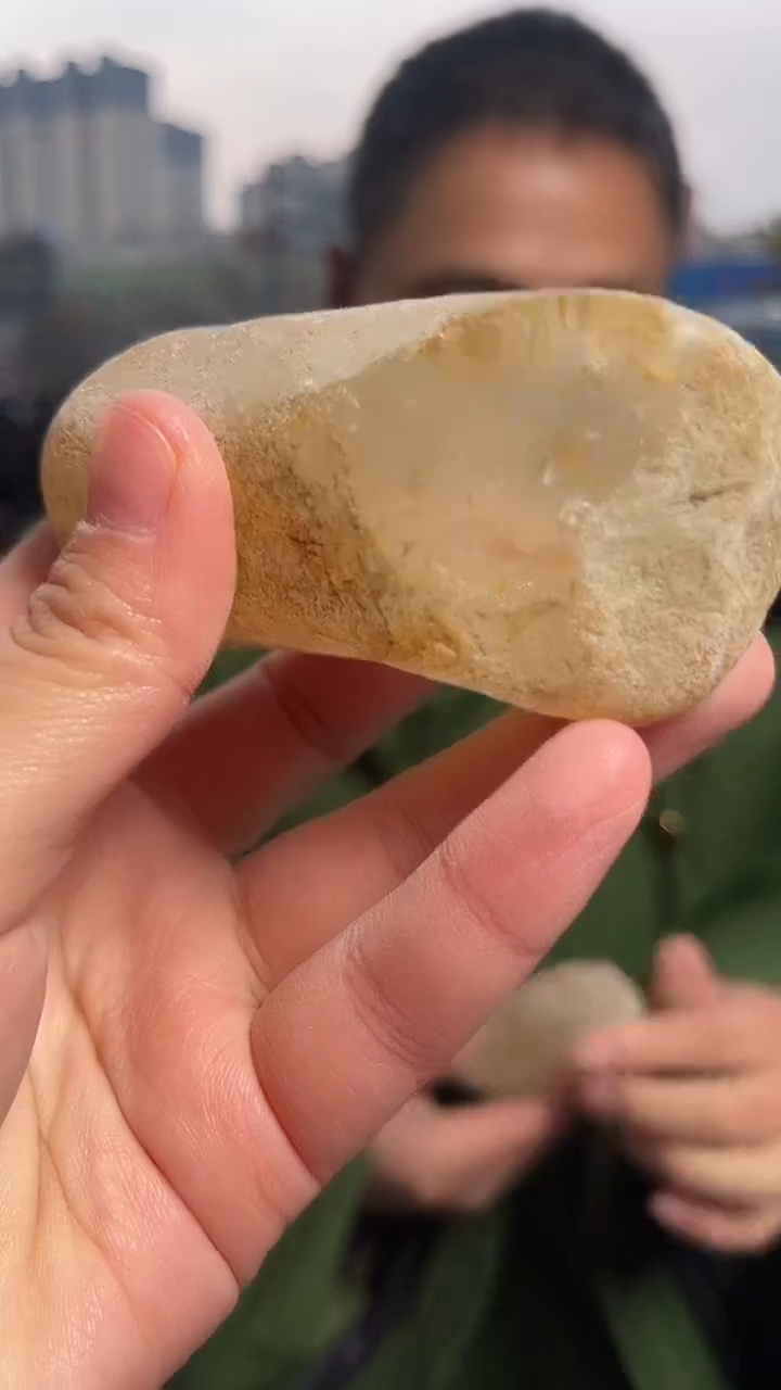 【闪购商品】水晶原石未镶嵌天然多样性发一88mm
