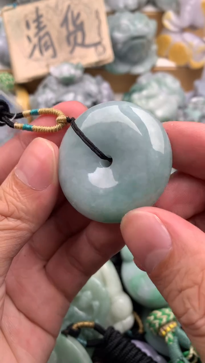 吊坠(不含链)未镶嵌翡翠1