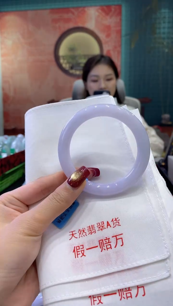 【闪购商品】翡翠手镯未镶嵌多人03600