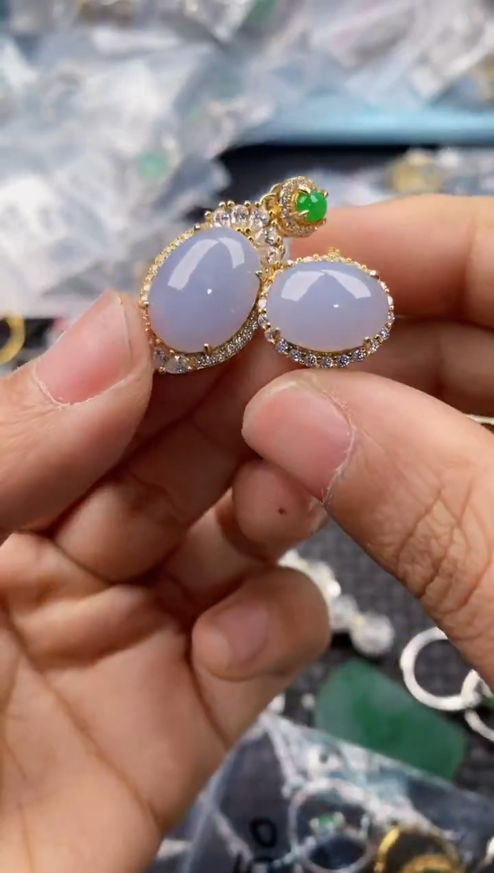 银S925镶嵌戒指翡翠888         1